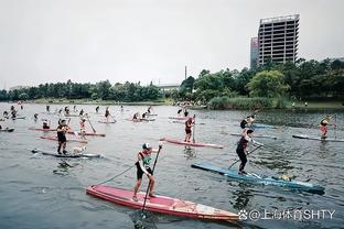 明日湖人对阵爵士 浓眉大概率出战 詹姆斯&席菲诺出战成疑